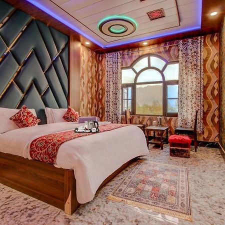 Hotel Royal Hameed Srīnagar 객실 사진