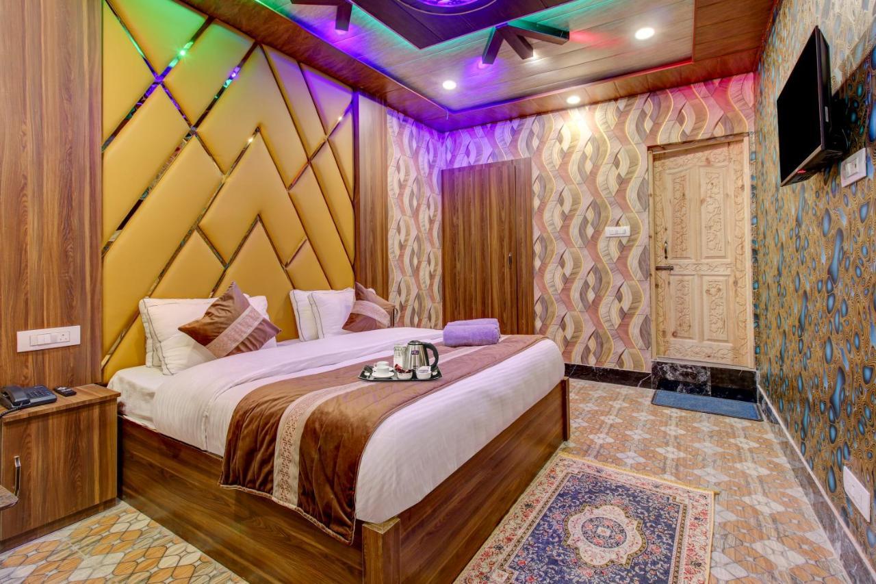 Hotel Royal Hameed Srīnagar 외부 사진