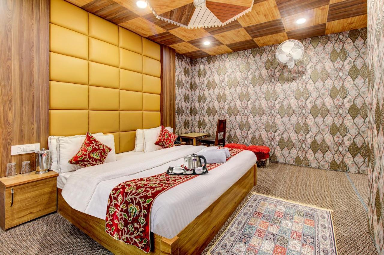 Hotel Royal Hameed Srīnagar 외부 사진