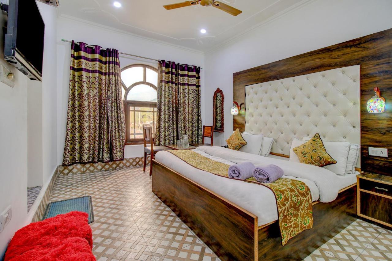Hotel Royal Hameed Srīnagar 외부 사진