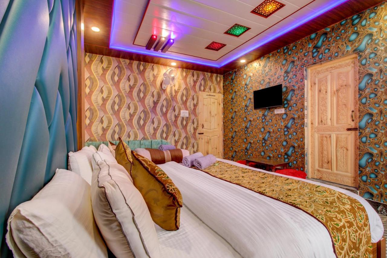 Hotel Royal Hameed Srīnagar 외부 사진