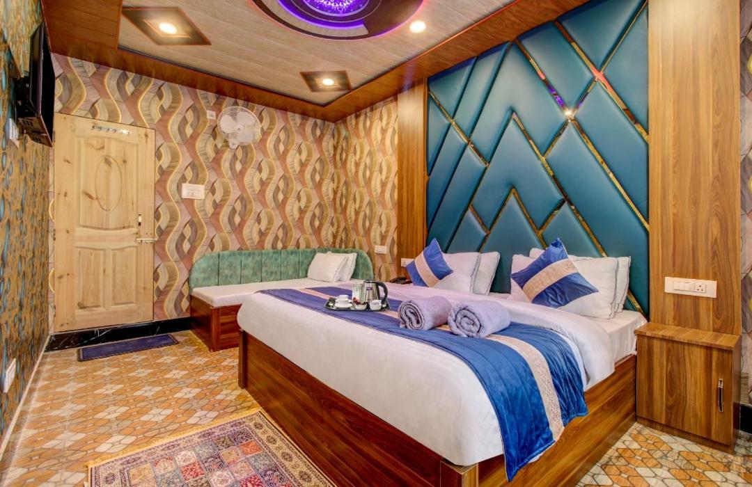 Hotel Royal Hameed Srīnagar 객실 사진
